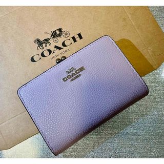 コーチ(COACH)のCOACH  二つ折り　レザー　財布　キスロック　がま口　ラベンダー　未使用品(財布)