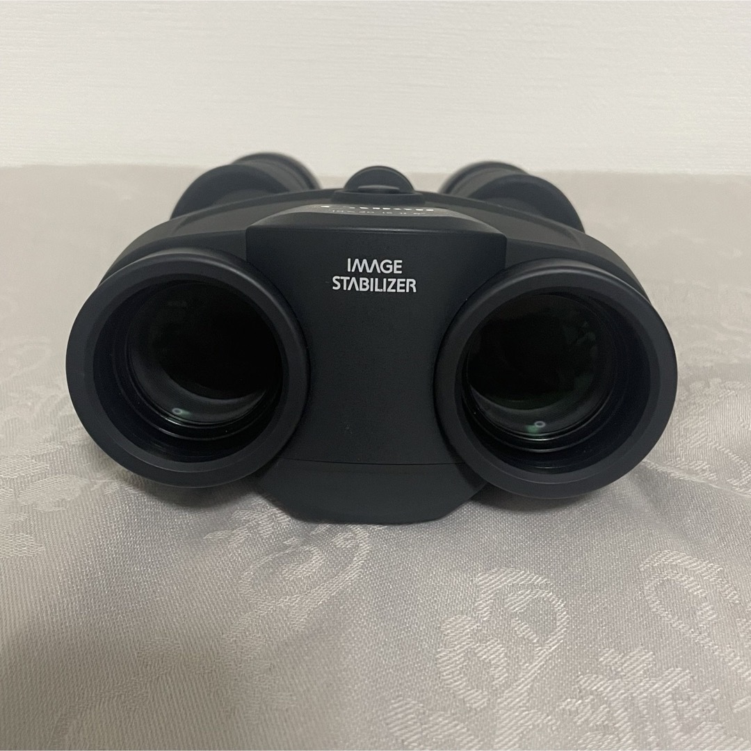 Canon(キヤノン)の防振双眼鏡 10×30 canon キャノン BINOCULARS  スマホ/家電/カメラのスマホ/家電/カメラ その他(その他)の商品写真