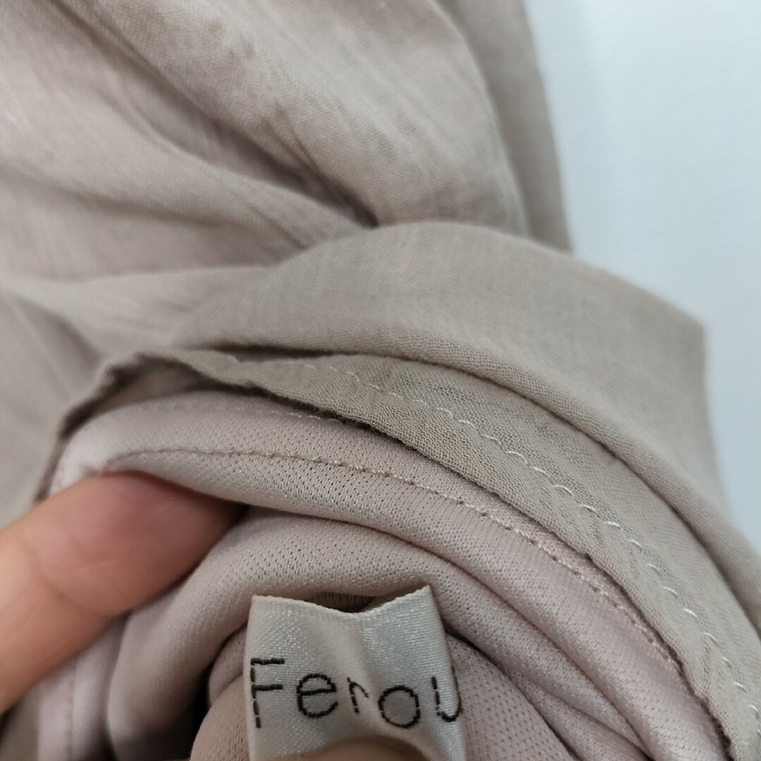 Feroux(フェルゥ)のフェルゥ　ワンピース　Feroux　ベージュ　フリーサイズ レディースのワンピース(ロングワンピース/マキシワンピース)の商品写真