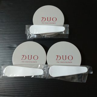 デュオ(DUO)のDUO　ザ　クレンジングバーム　ミニ　20g　メイク落とし　サンプル　試供品(クレンジング/メイク落とし)