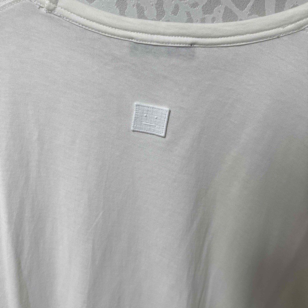 Acne Studios(アクネストゥディオズ)のacne studios ラウンドネックTシャツ メンズのトップス(Tシャツ/カットソー(半袖/袖なし))の商品写真