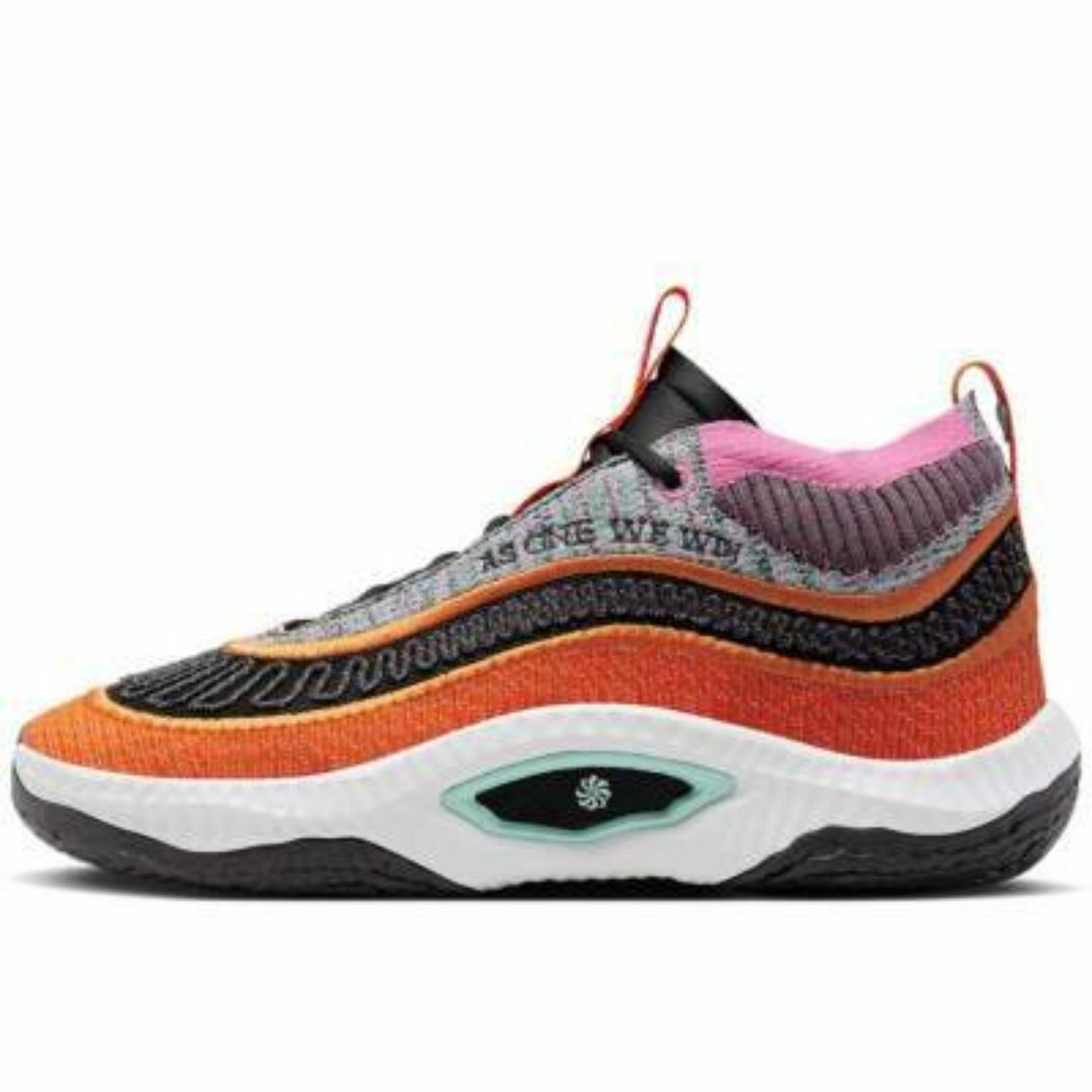 NIKE(ナイキ)の新品 NIKE 28.0cm COSMIC UNITY 3 メンズの靴/シューズ(スニーカー)の商品写真