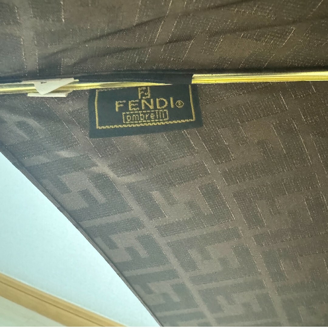 FENDI(フェンディ)のFENDI傘　ムーンバット製 レディースのファッション小物(傘)の商品写真