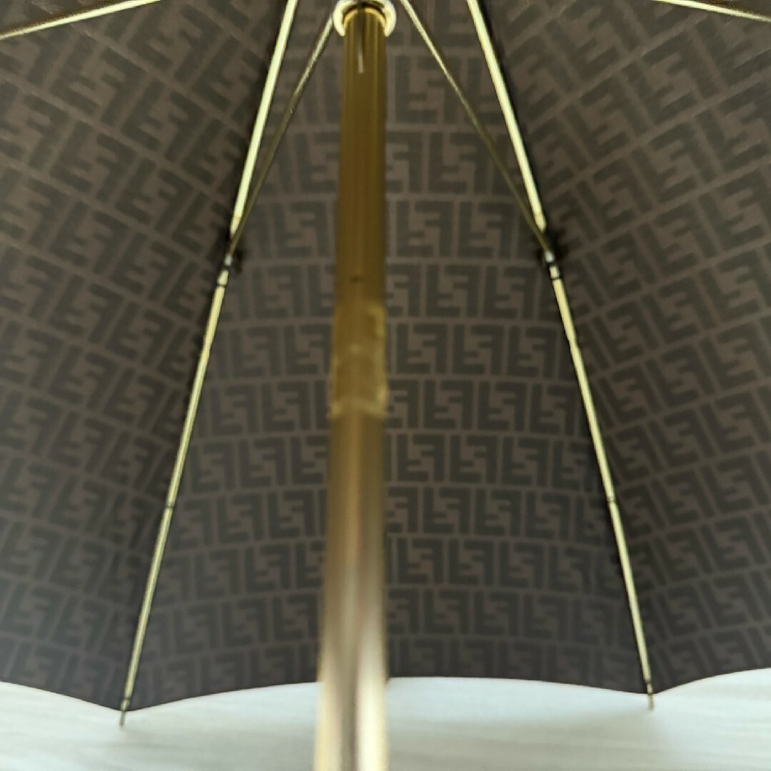 FENDI(フェンディ)のFENDI傘　ムーンバット製 レディースのファッション小物(傘)の商品写真