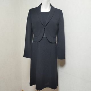 極美品　7号　高級喪服　ブラックフォーマル ワンピーススーツオールシーズン通年(礼服/喪服)