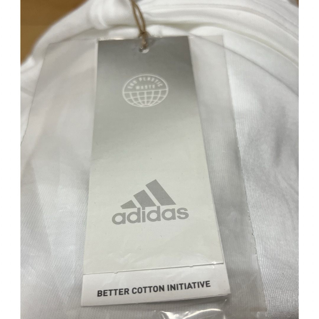 adidas(アディダス)のadidas Tシャツ　Sサイズ メンズのトップス(Tシャツ/カットソー(半袖/袖なし))の商品写真