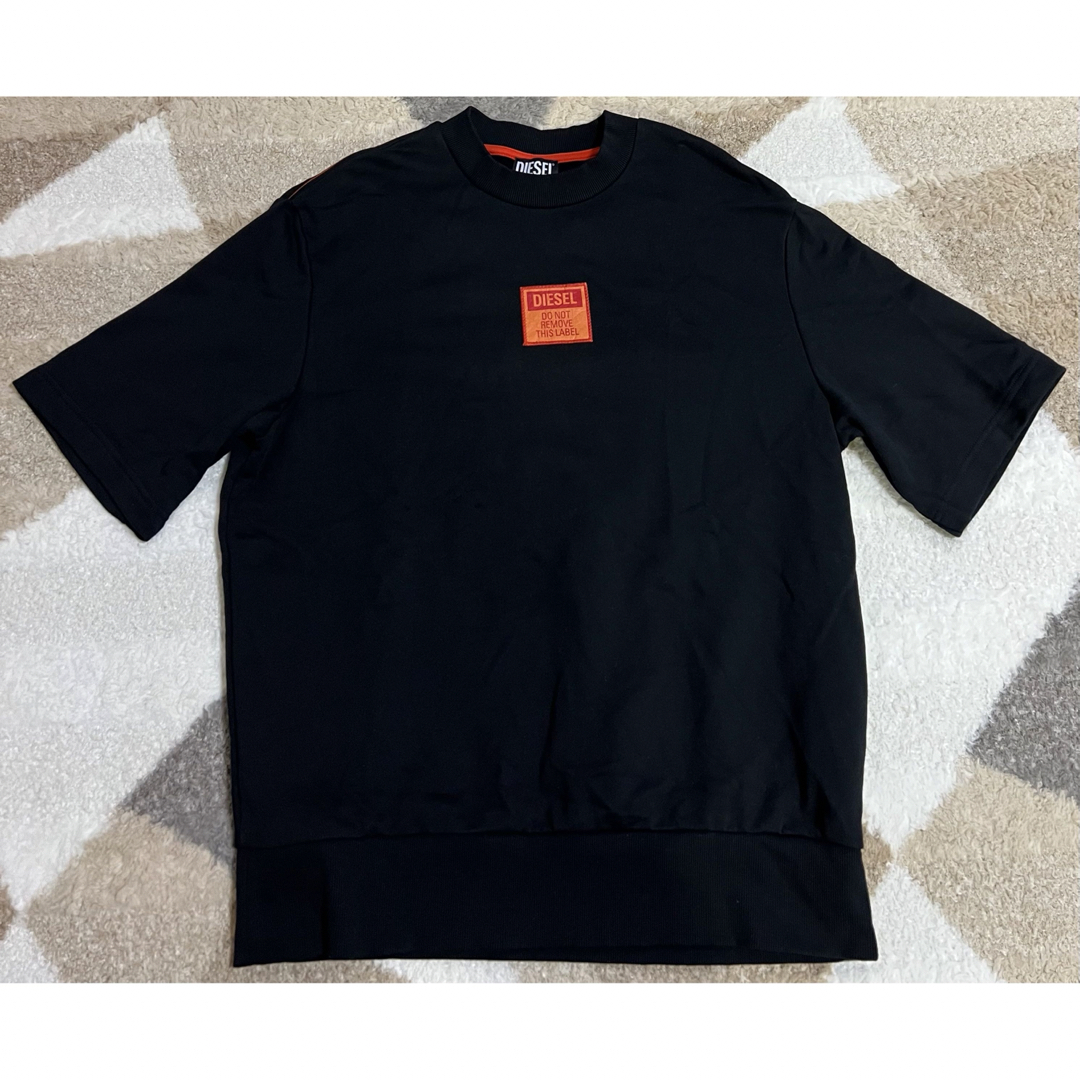 DIESEL(ディーゼル)の ディーゼル 近年モデル ロゴ パッチ ショートスリーブ  スウェット  メンズのトップス(Tシャツ/カットソー(半袖/袖なし))の商品写真