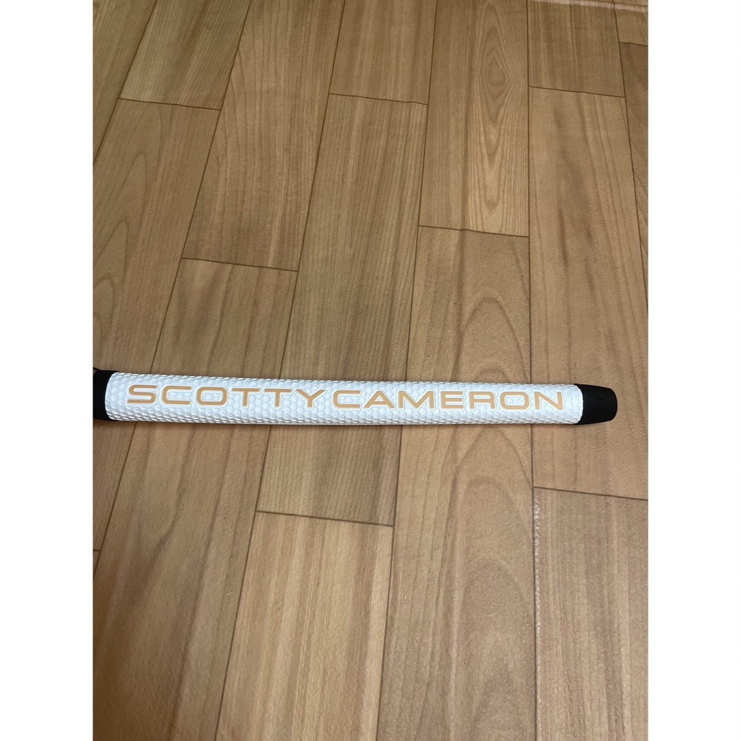 Scotty Cameronスコッティキャメロン マタドール パターグリップ スポーツ/アウトドアのゴルフ(その他)の商品写真