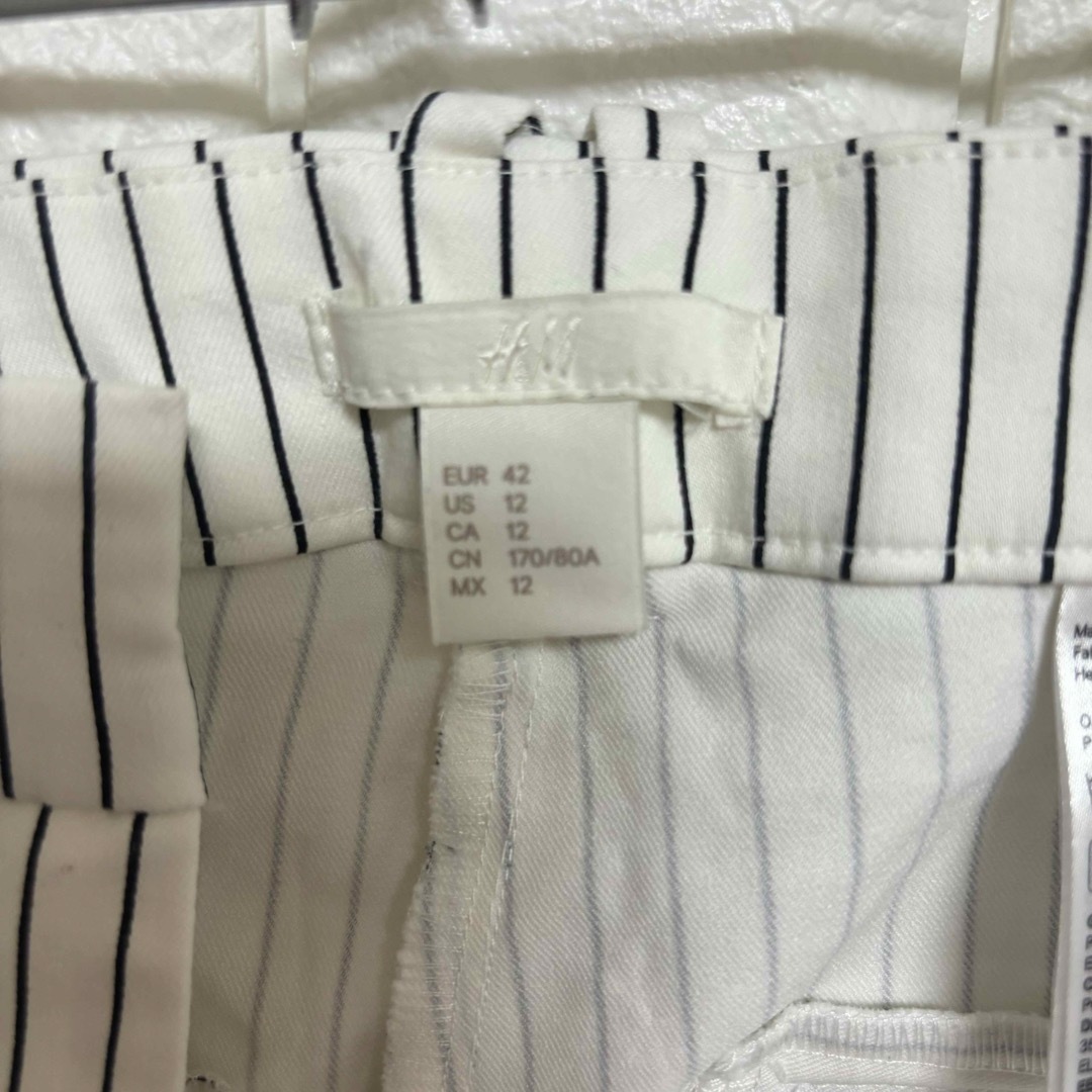 【H&M】エイチアンドエム ストライプ タック パンツ スラックス 42 XL レディースのパンツ(その他)の商品写真