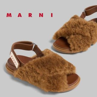 マルニ(Marni)の[超美品] 23AW マルニ サンダル137500円 フスベット ファー(サンダル)