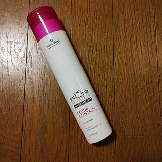 Schwarzkopf - シュワルツコフ　フォルムコントロール　シャンプーc