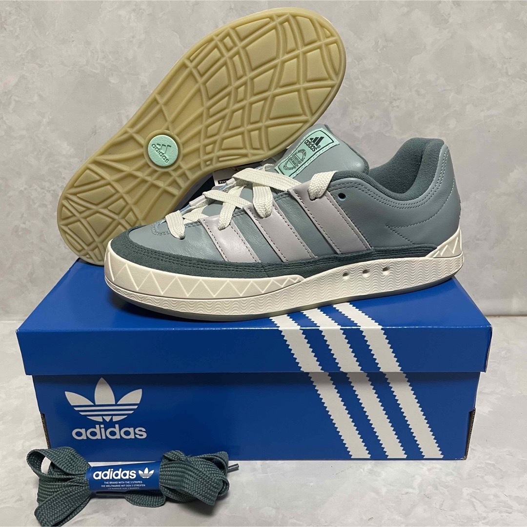 adidas(アディダス)のアディダス オリジナルス アディマティック  "マジックグレー" 26.0 メンズの靴/シューズ(スニーカー)の商品写真