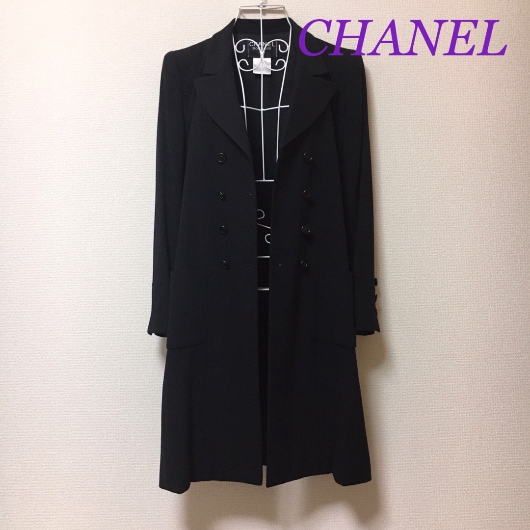 CHANEL(シャネル)のCHANEL シャネル コート ココマークボタン 黒 レディースのジャケット/アウター(ロングコート)の商品写真