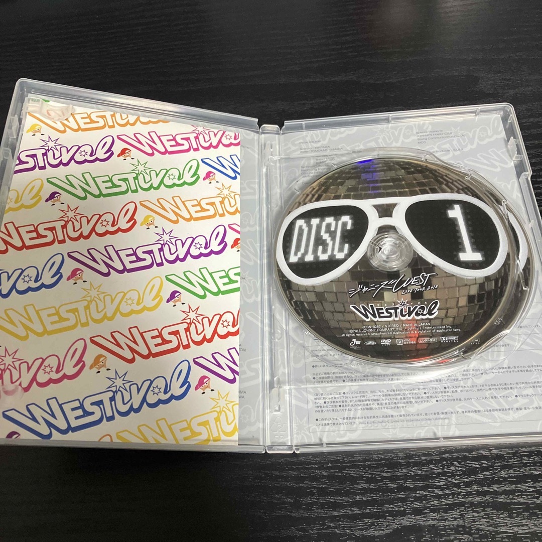 west. ジャニーズwest live tour 2018 DVD 通常盤 エンタメ/ホビーのDVD/ブルーレイ(ミュージック)の商品写真