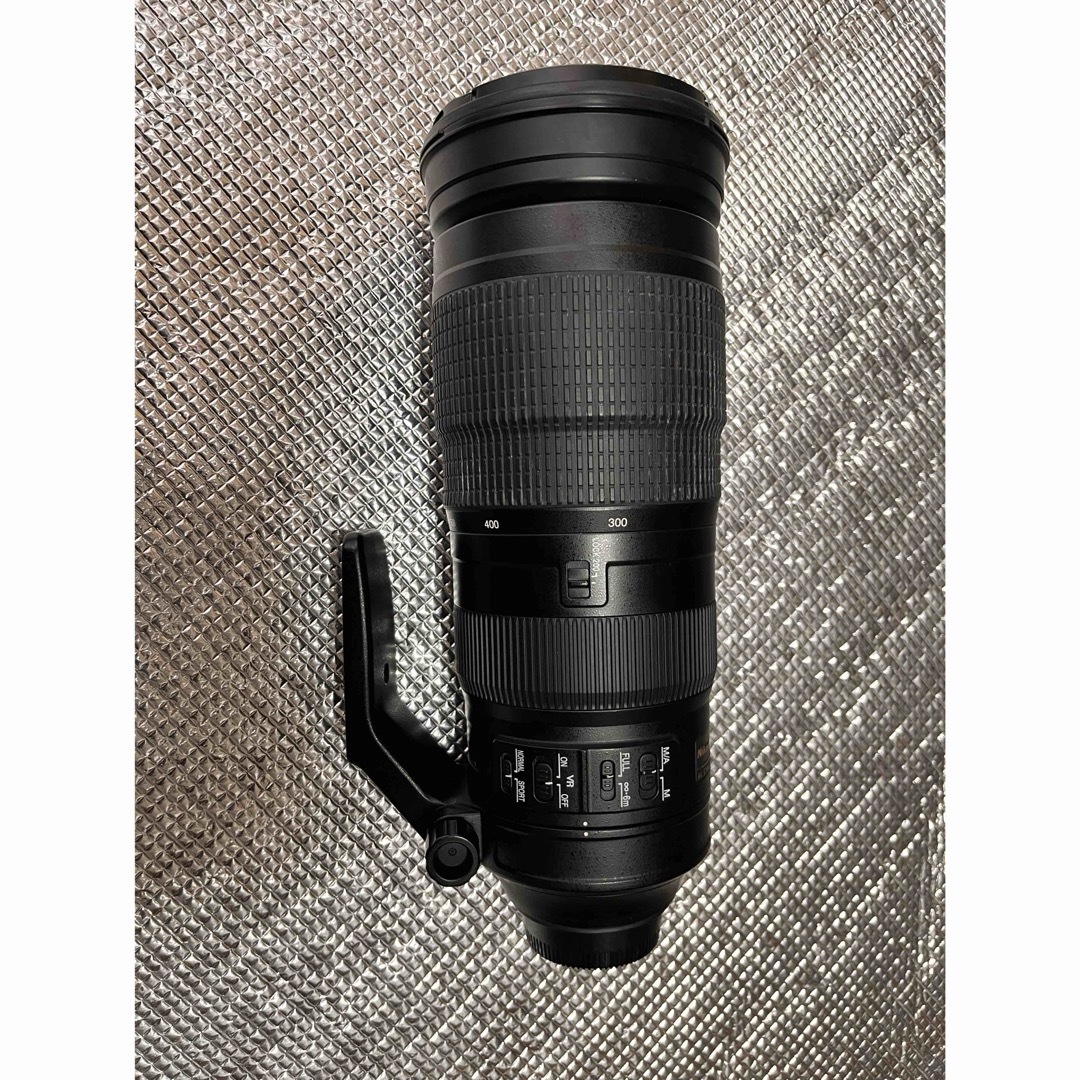 AF-S NIKKOR 200-500 F5.6E ED VR スマホ/家電/カメラのカメラ(その他)の商品写真