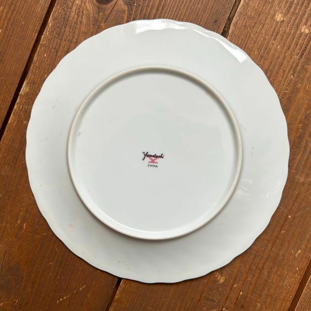 [7]淡い花 平皿 中皿 19.5cm レトロ インテリア/住まい/日用品のキッチン/食器(食器)の商品写真