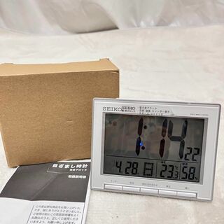 SEIKO - SEIKO  クロック 目覚まし時計 電波  デジタル カレンダー 温度 