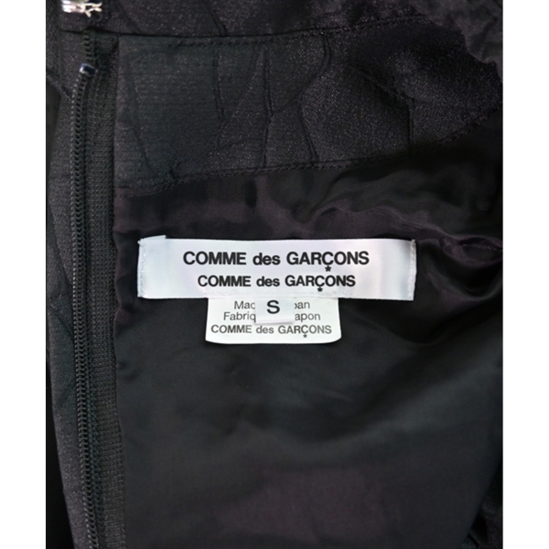 COMME des GARCONS COMME des GARCONS(コムデギャルソンコムデギャルソン)のCOMME des GARCONS COMME des GARCONS 【古着】【中古】 レディースのワンピース(ひざ丈ワンピース)の商品写真