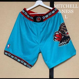 ミッチェルアンドネス(MITCHELL & NESS)の激レア　ミッチェルアンドネス　ショートパンツ　バスパン　L グリズリーズ(ショートパンツ)