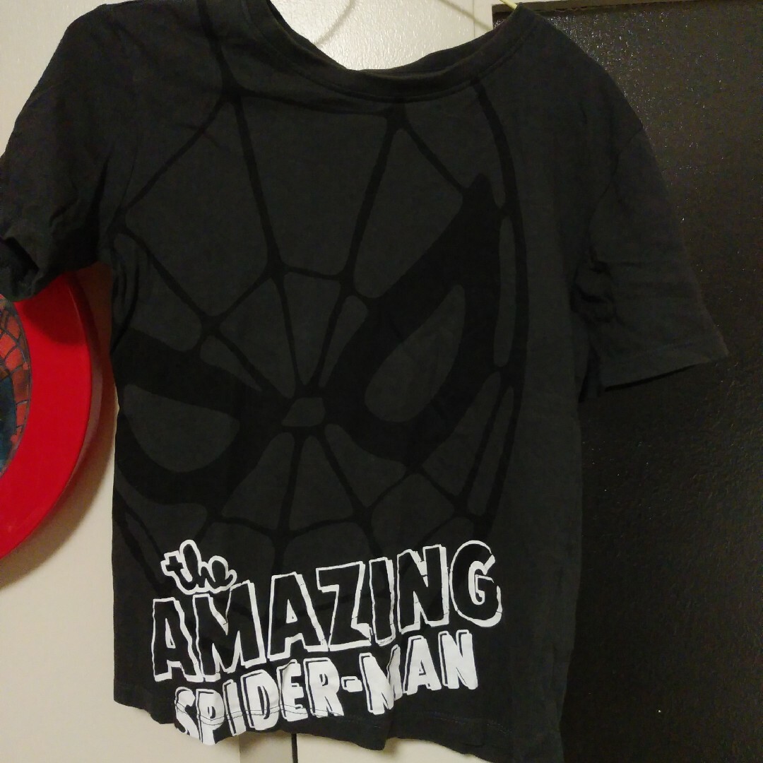 H&M(エイチアンドエム)のＨ＆M　スパイダーマン　マーベル　Ｔシャツ　110/116 キッズ/ベビー/マタニティのキッズ服男の子用(90cm~)(Tシャツ/カットソー)の商品写真