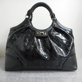 サルヴァトーレフェラガモ(Salvatore Ferragamo)のSalvatore Feraragamo　ハンドバッグ　レザー×エナメル(ハンドバッグ)