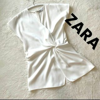 ザラ(ZARA)の新品未使用 ZARA ノースリーブブラウス(Tシャツ/カットソー(半袖/袖なし))