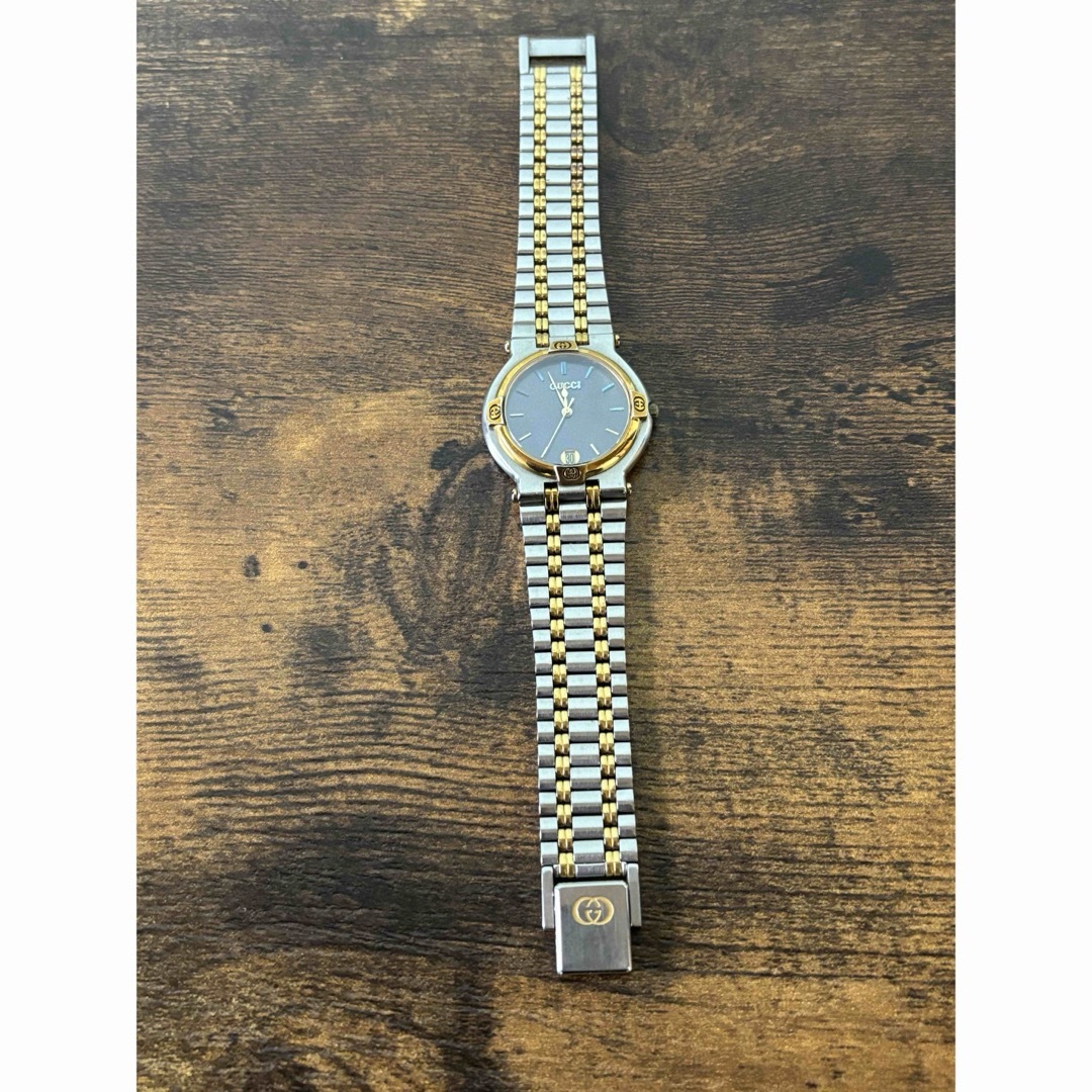 Gucci(グッチ)の値下げ　GUCCI 9000M メンズの時計(腕時計(アナログ))の商品写真