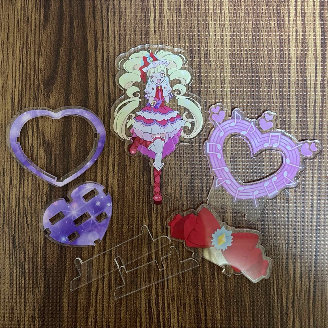 美品 キュアマシェリ アクリルスタンド アクスタ HUGっと！プリキュア エンタメ/ホビーのフィギュア(アニメ/ゲーム)の商品写真