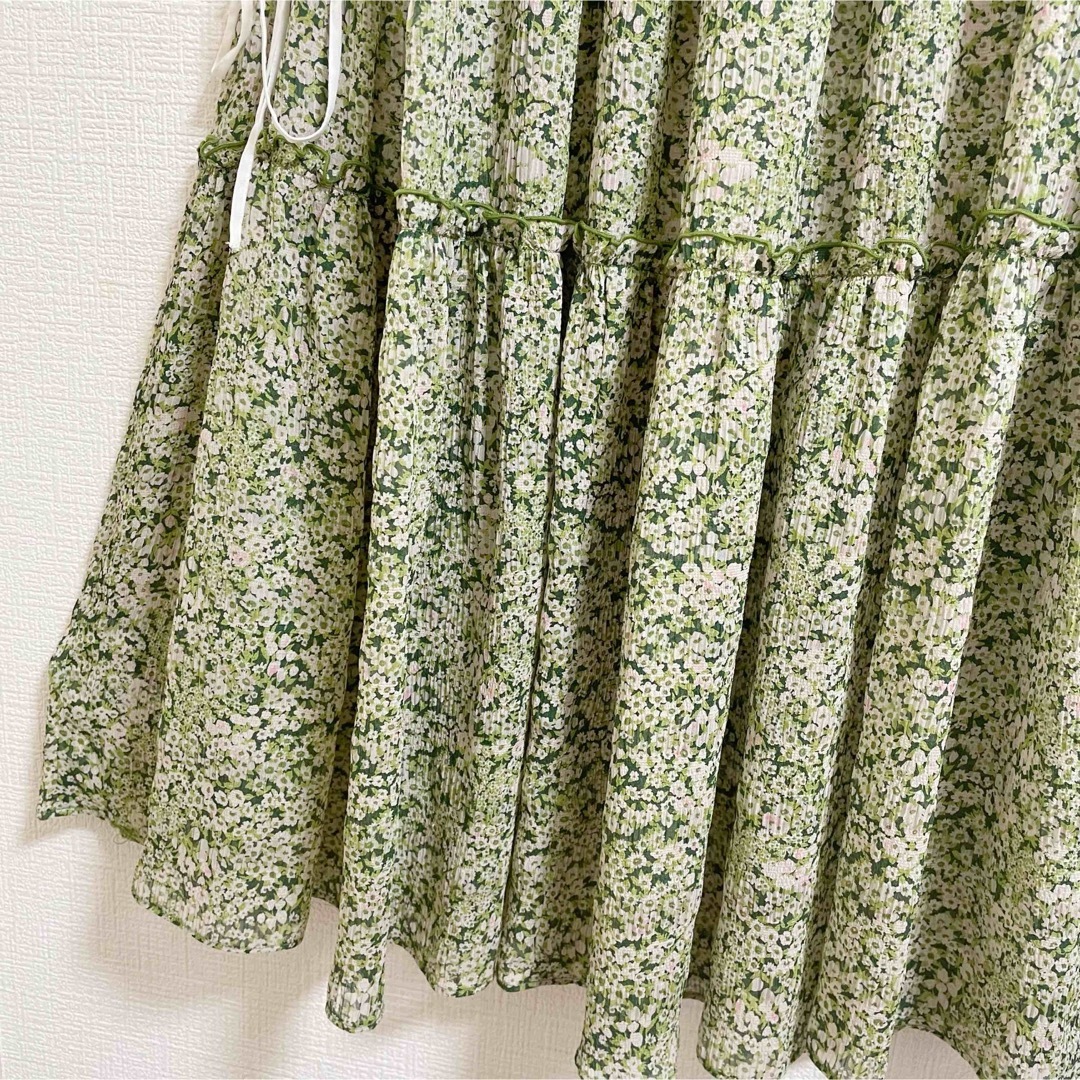 SNIDEL(スナイデル)のスナイデル　ロングスカート　小花　緑　リボン　花柄　ふんわり　春　マキシ丈 レディースのスカート(ロングスカート)の商品写真
