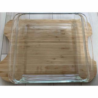 パイレックス(Pyrex)のイワキ　パイレックス　グラタン皿(食器)