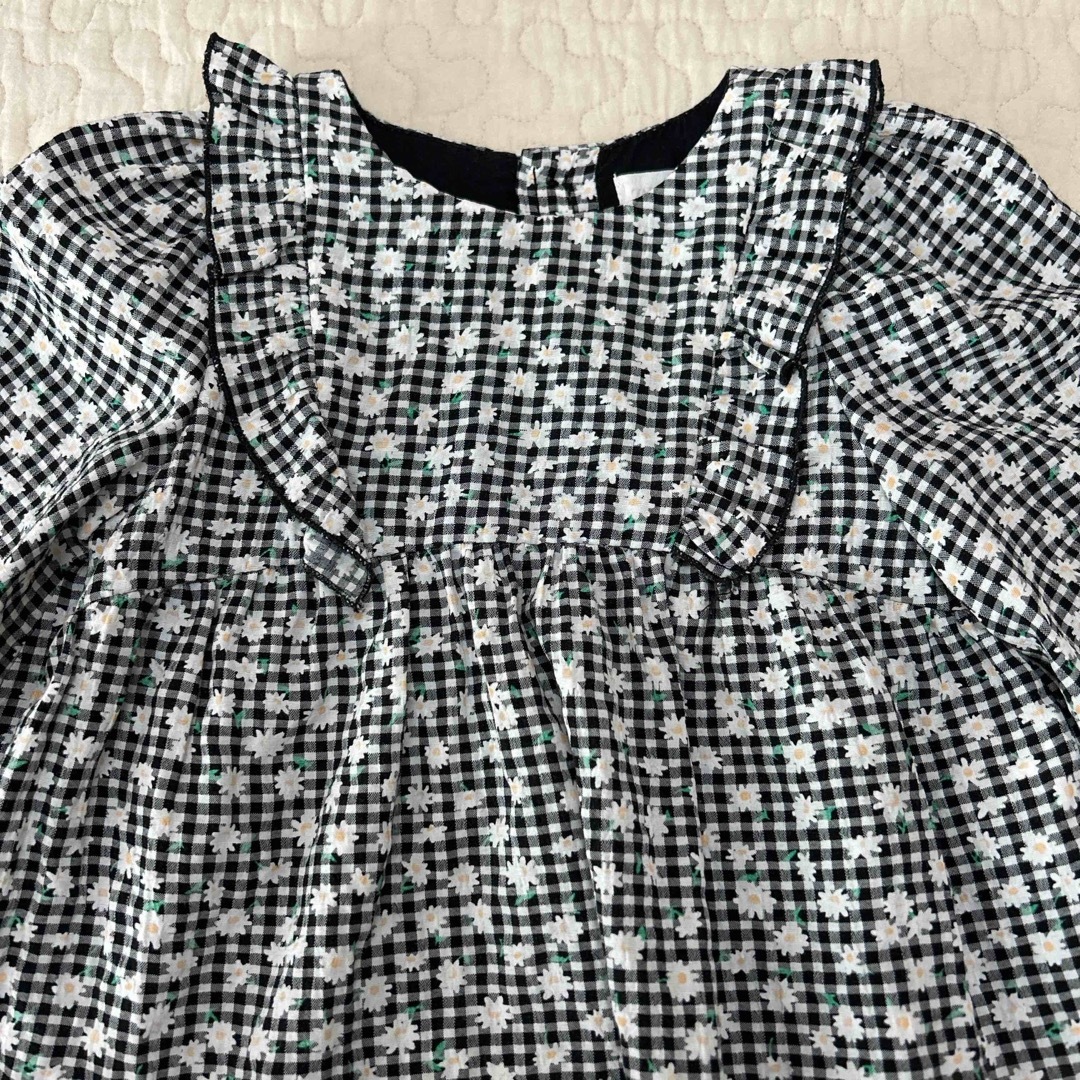 ZARA KIDS(ザラキッズ)のZARA 花柄ブラウス　2-3y 98cm キッズ/ベビー/マタニティのキッズ服女の子用(90cm~)(ブラウス)の商品写真