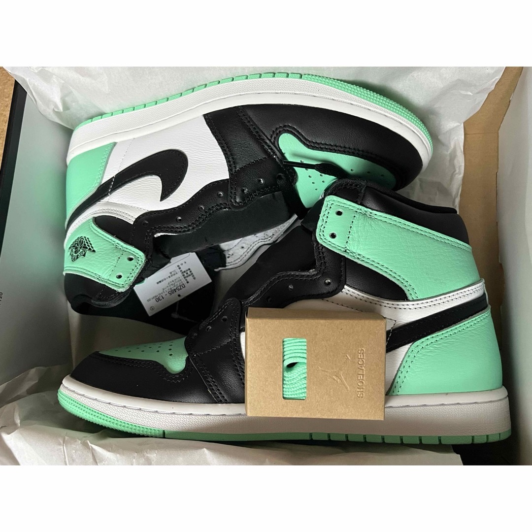 NIKE(ナイキ)の新品NIKE AIR JORDAN 1 HIGH OG Green Glow メンズの靴/シューズ(スニーカー)の商品写真