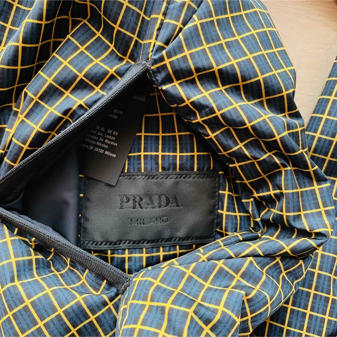 PRADA(プラダ)のvicvic455様専用 メンズのジャケット/アウター(ナイロンジャケット)の商品写真