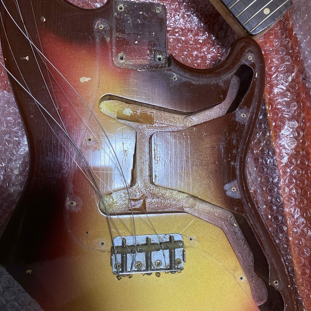 Fender(フェンダー)の1963年製 Fender Musicmaster ヴィンテージ 楽器のギター(エレキギター)の商品写真