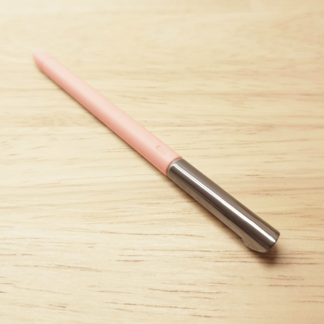 【新品】スマイルゼミに使えるタッチペン　2本セット(ホワイト＆ピンク)　ya4 スマホ/家電/カメラのPC/タブレット(タブレット)の商品写真