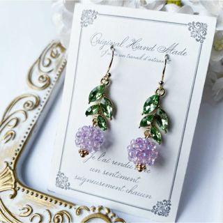 紫陽花・雨を愛する花ピアス1(ピアス)