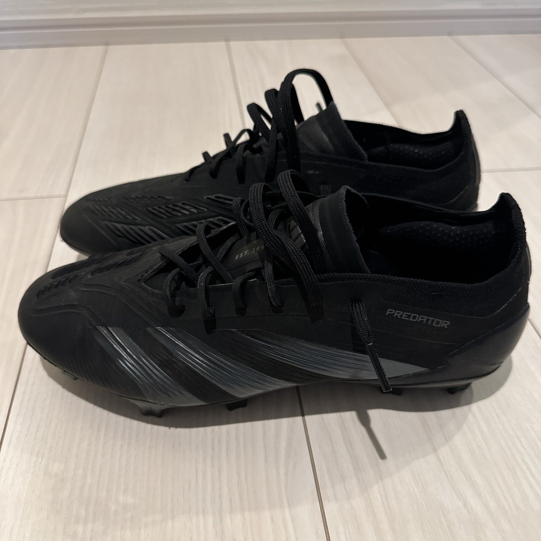 adidas(アディダス)のadidas PREDATOR ELITE LOW FG/天然芝用 25.5cm スポーツ/アウトドアのサッカー/フットサル(シューズ)の商品写真