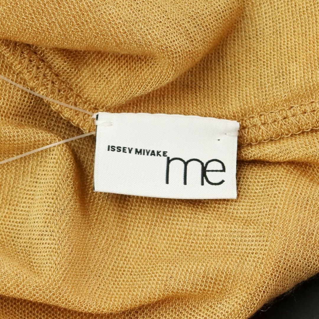 【中古】ミー イッセイミヤケ me ISSEY MIYAKE 2024年春夏 クルーネックニットカットソー ライトブラウン【サイズ表記なし（M位）】【レディース】 レディースのトップス(Tシャツ(長袖/七分))の商品写真