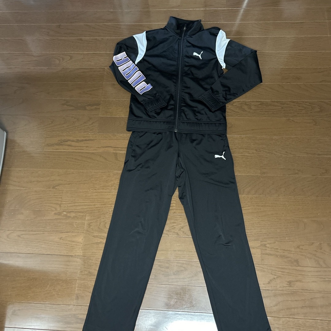 PUMA(プーマ)のプーマ　ジャージ上下 キッズ/ベビー/マタニティのキッズ服男の子用(90cm~)(ジャケット/上着)の商品写真