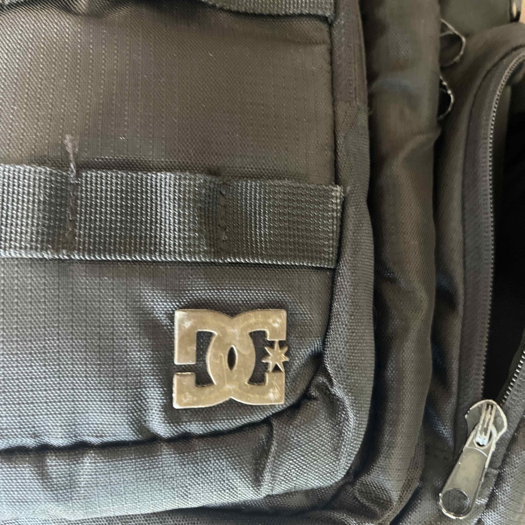 DC SHOES(ディーシーシューズ)のDCシュー　中型リュック　中古 メンズのバッグ(バッグパック/リュック)の商品写真