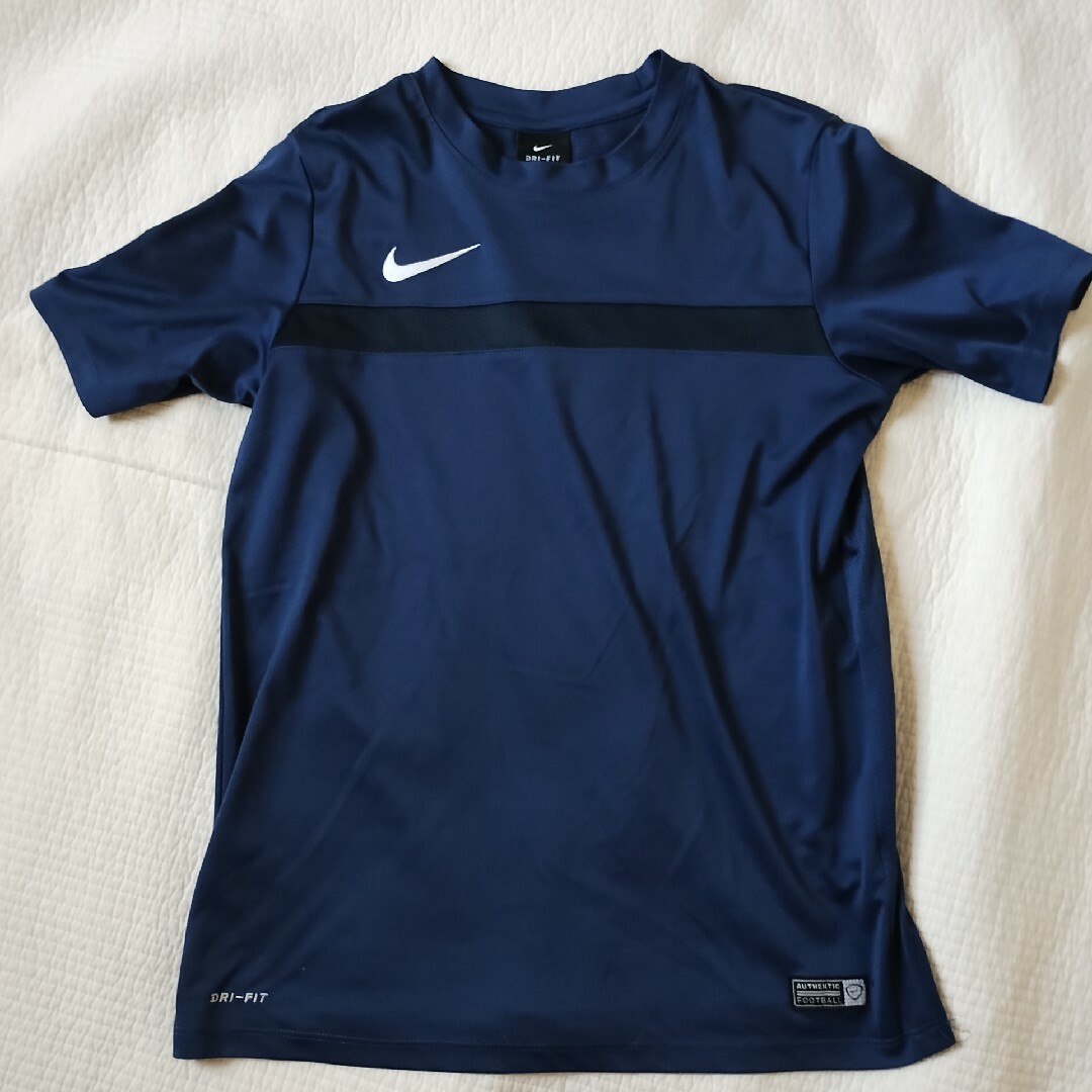 NIKE(ナイキ)のNIKE　DRI-FIT　Lサイズ キッズ/ベビー/マタニティのキッズ服男の子用(90cm~)(Tシャツ/カットソー)の商品写真