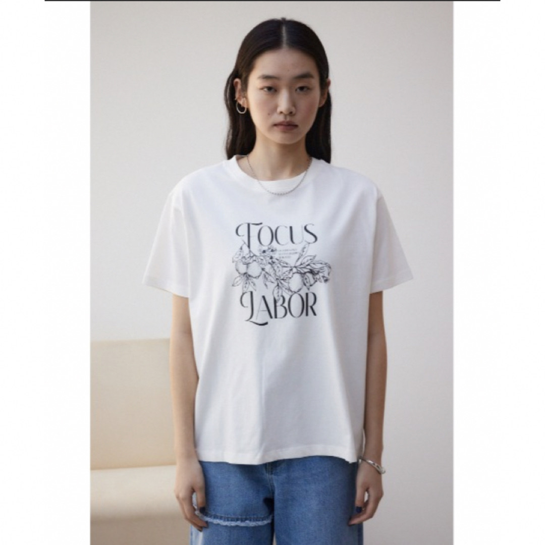 AZUL by moussy(アズールバイマウジー)のAZUL BY MOUSSY Tシャツ レディースのトップス(Tシャツ(半袖/袖なし))の商品写真