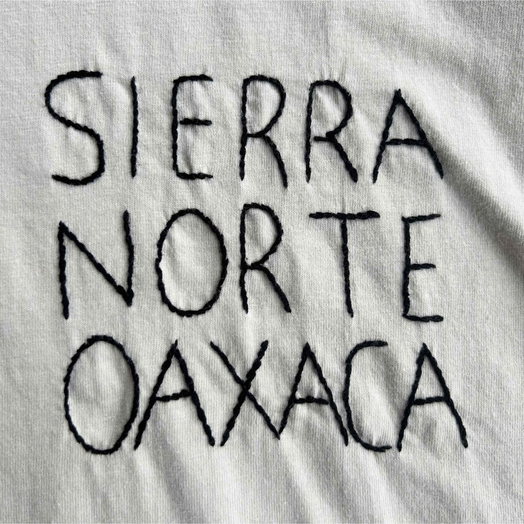 極美品 OAXACA 刺繍Tシャツ ハンドステッチ ハイチ製 メンズのトップス(Tシャツ/カットソー(半袖/袖なし))の商品写真