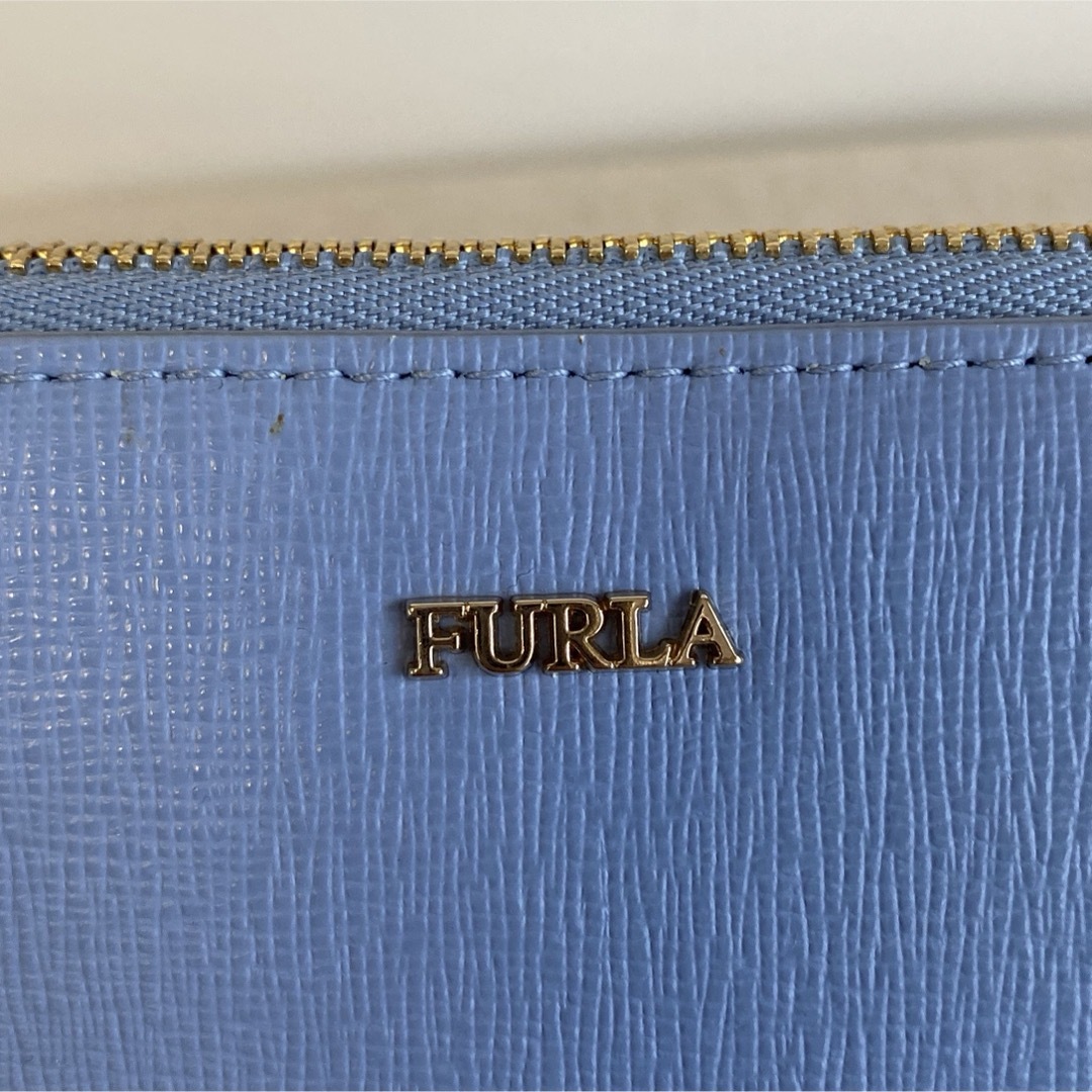 Furla(フルラ)の最終値下げ　未使用　フルラ　ポーチ　大サイズ レディースのファッション小物(ポーチ)の商品写真