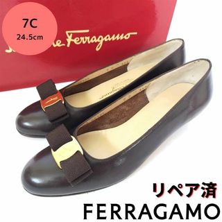 美品❤箱付き☆フェラガモ【Ferragamo】ヴァラ パンプス ダークブラウン