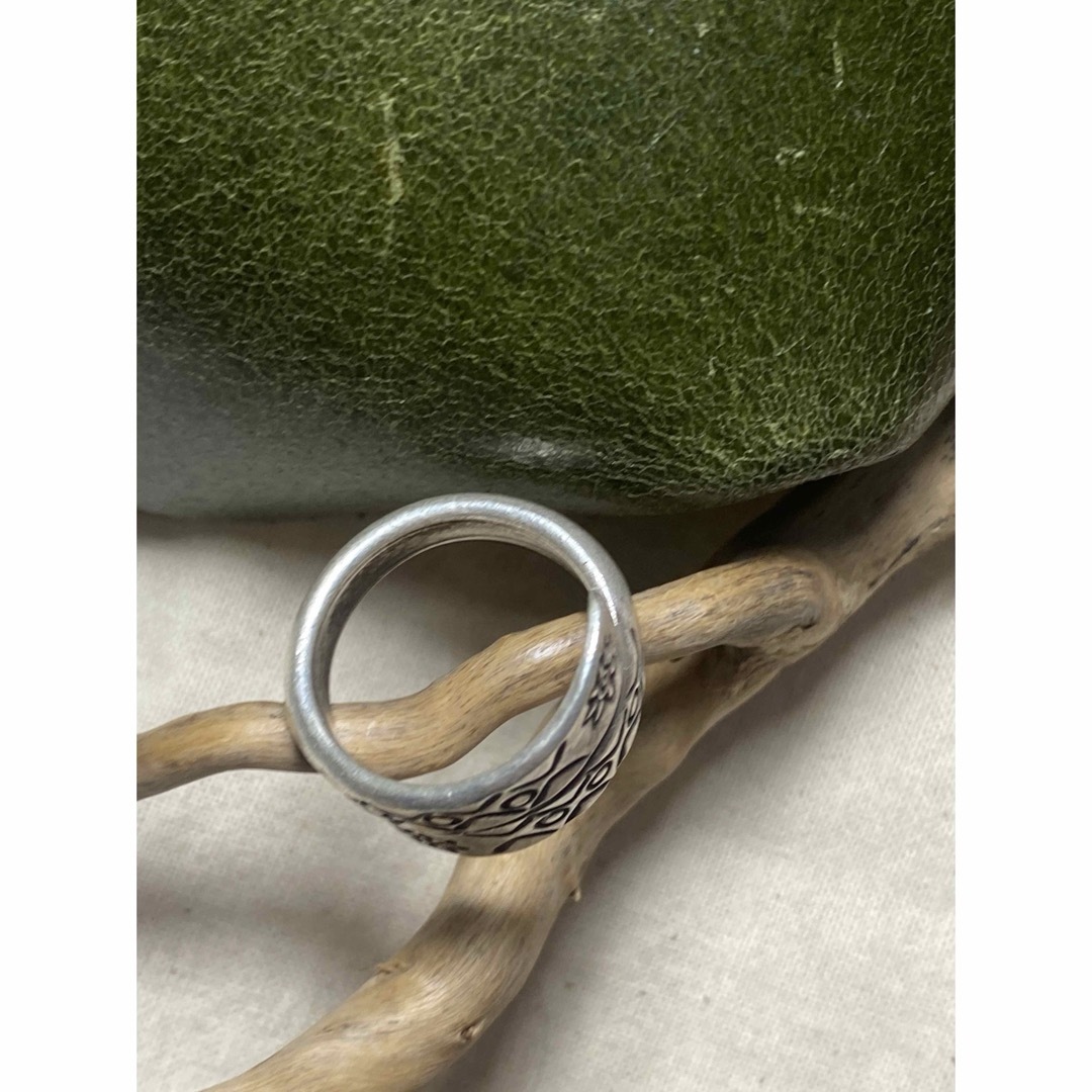 ハンドメイドカレンシルバー925 スターリング　高純度手作り　山岳民族　ハナt6 メンズのアクセサリー(リング(指輪))の商品写真