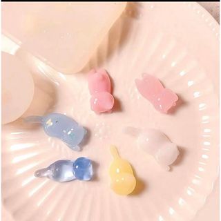 シリコンモールド　3匹の猫　ぷっくり　ねこ　レジン　箸置き　アクセサリー　パーツ(各種パーツ)