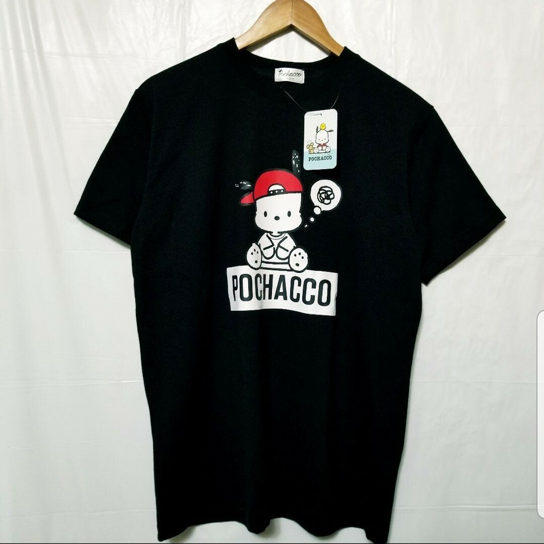 サンリオ(サンリオ)のサンリオ　服　新品　Tシャツ　ポチャッコ　POCHACCO　Lサイズ  ぶらっく メンズのトップス(Tシャツ/カットソー(半袖/袖なし))の商品写真