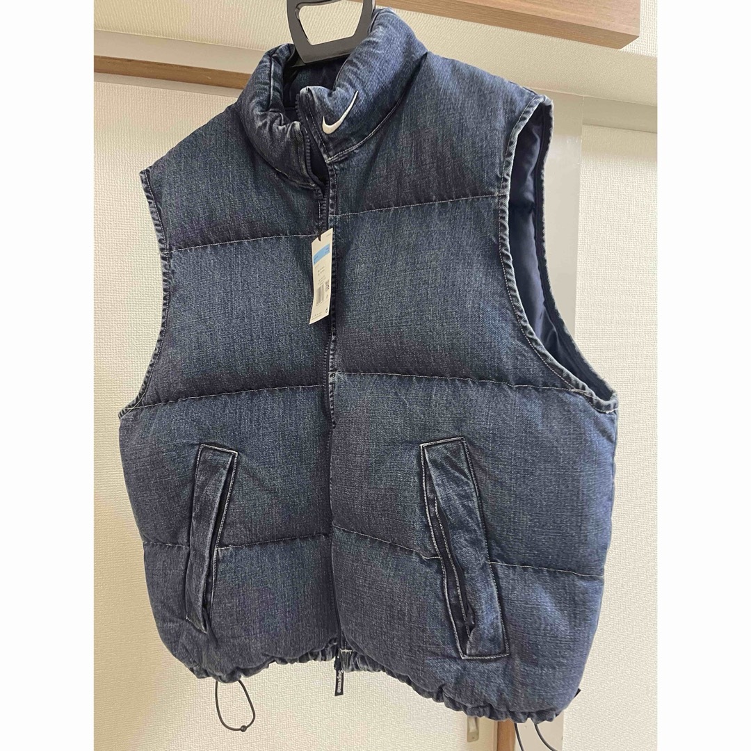 Supreme(シュプリーム)の【新品】Supreme x Nike Denim Puffer Vest メンズのジャケット/アウター(ダウンベスト)の商品写真