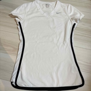 ナイキ(NIKE)のNIKE トレーニング　Tシャツ　XS(Tシャツ(半袖/袖なし))